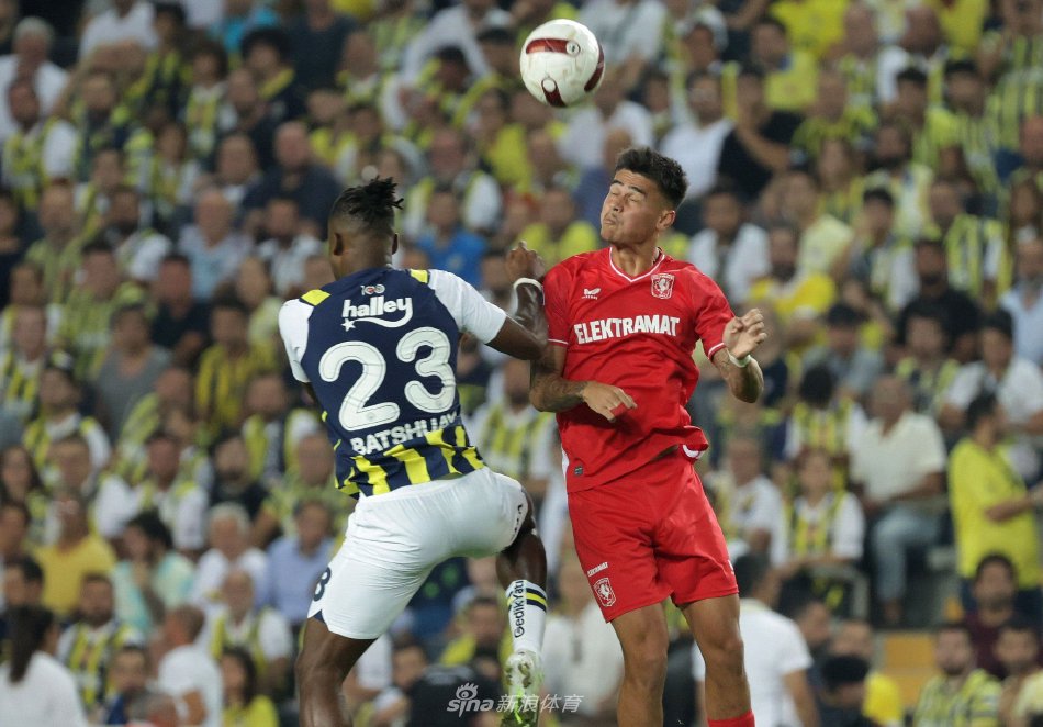 处于领先位 处于领先位