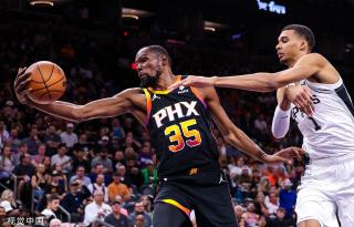 不容小觑的 不容小觑的