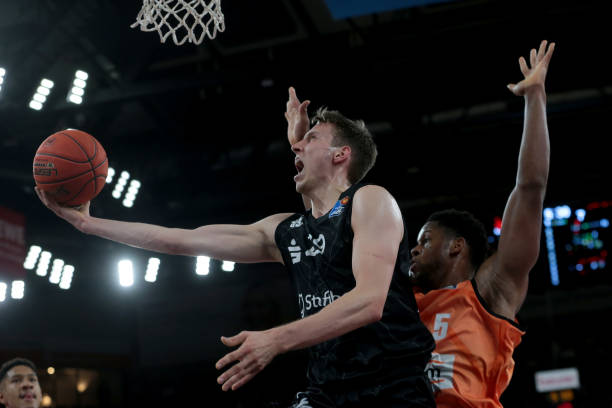 令体育界震 令体育界震